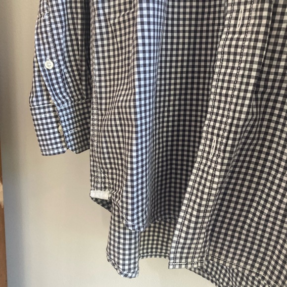 Gap kids size 12 crisp cotton button front shirt.Great quality black white check - Picture 5 of 9